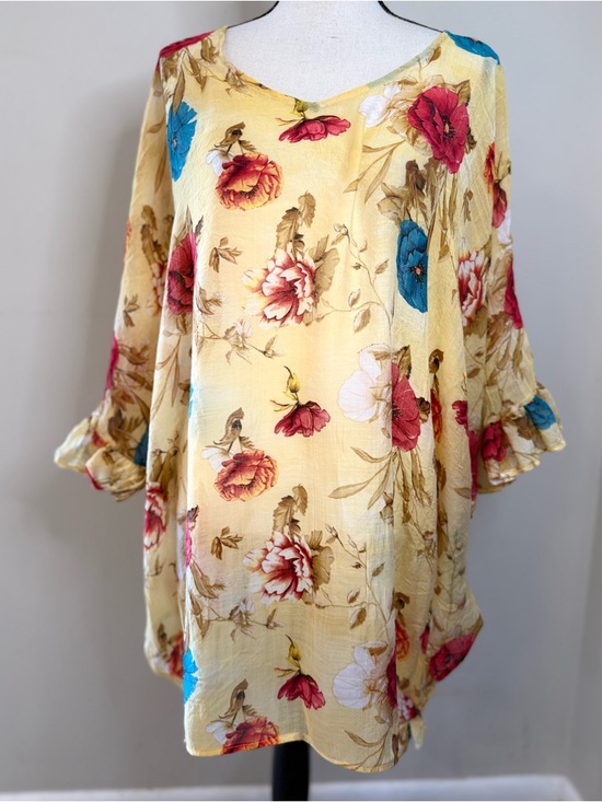 Other - Umgee floral semi sheer swimwear beach coverup SZ M/L